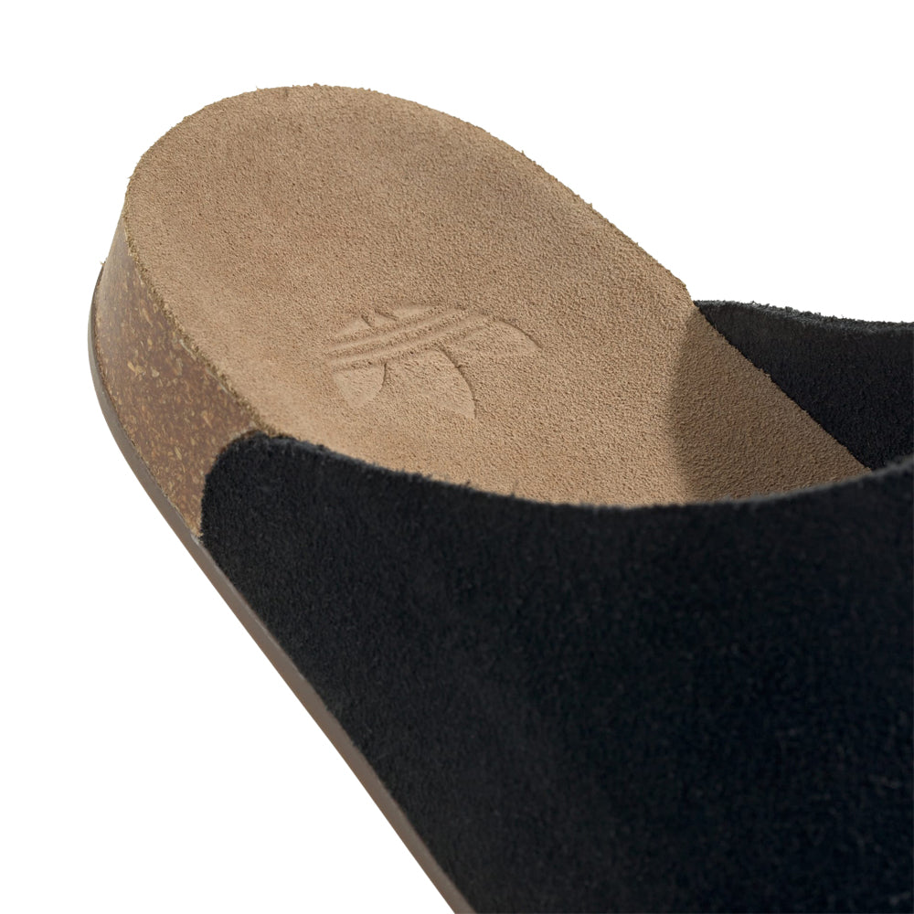 Adimule - Core Black/Core Black/Gum