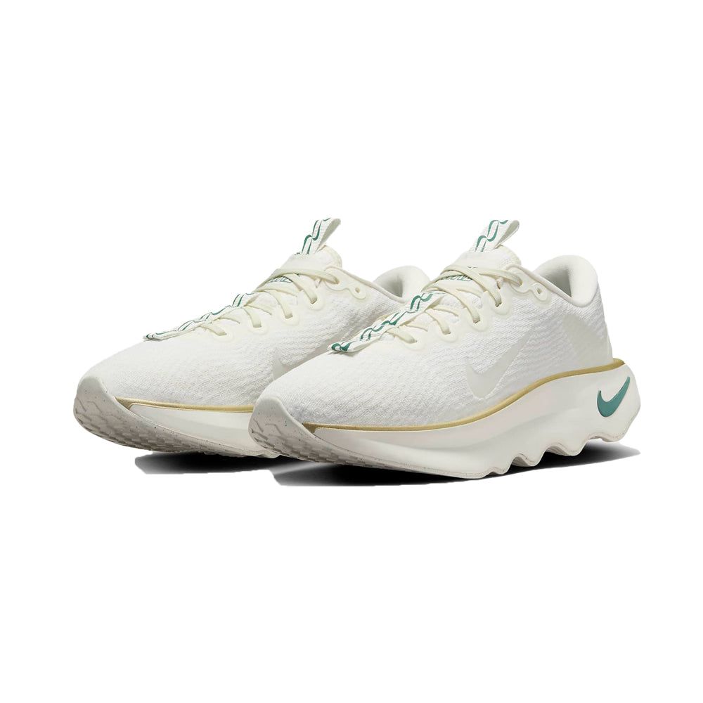 Women's Motiva (Sail/Metallic Gold Grain)