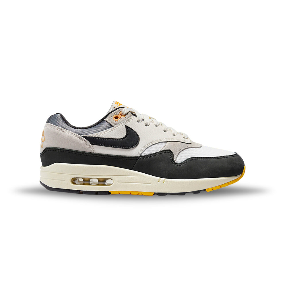 حذاء Air Max 1 للقسم الرياضي (Light Bone/University Gold)