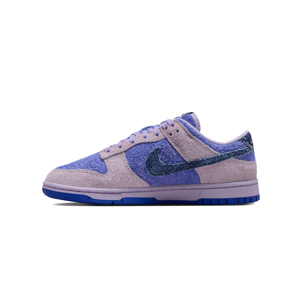 Women's Dunk Low SE (Hydrangeas)