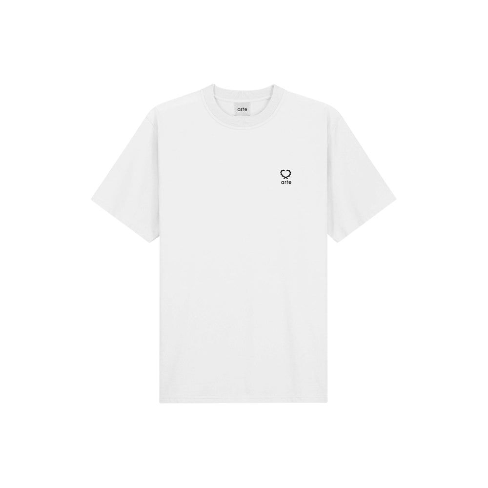 تي شيرت تيو بقلب صغير (أبيض)