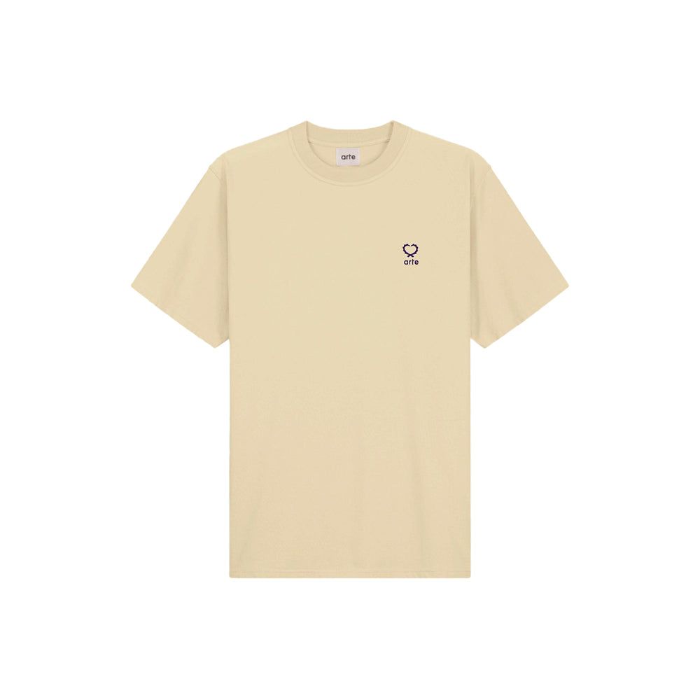 تي شيرت تيو بقلب صغير (كريمي)