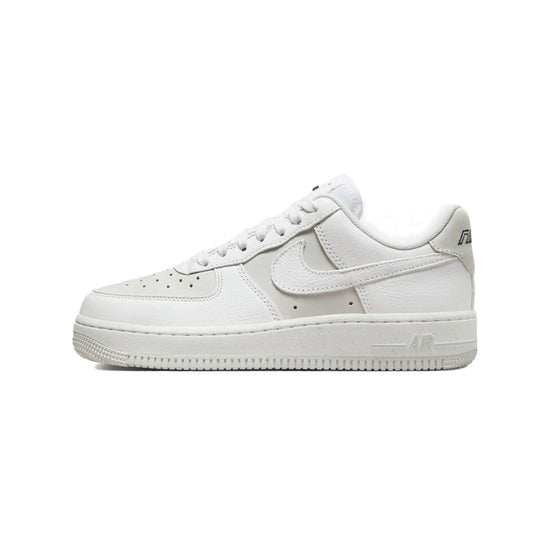 Women's Air Force 1 07 (White/Light Smoke Grey)