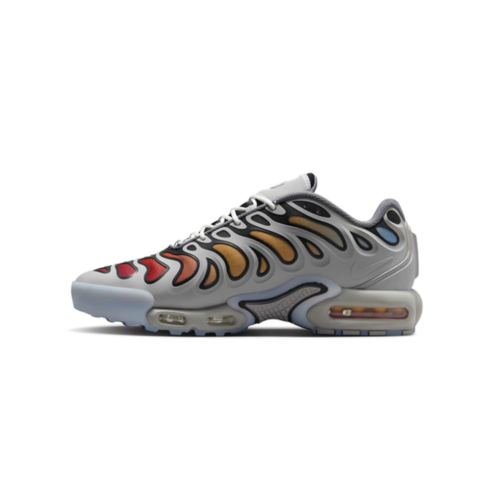 Grey and black air max plus best sale