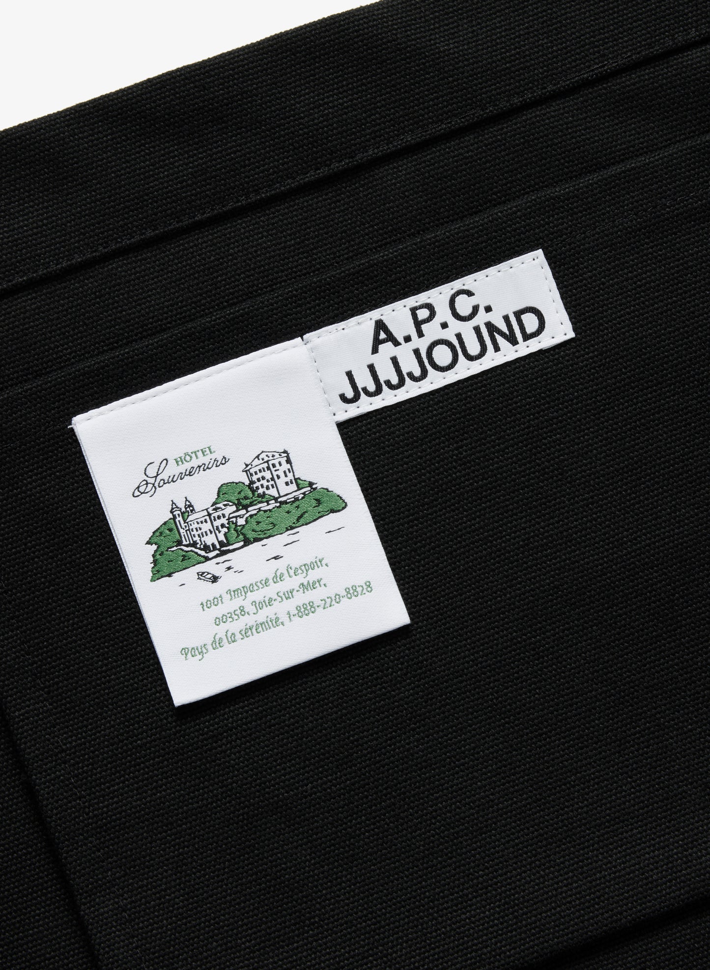 JJJJound x APC Cabas (أسود)