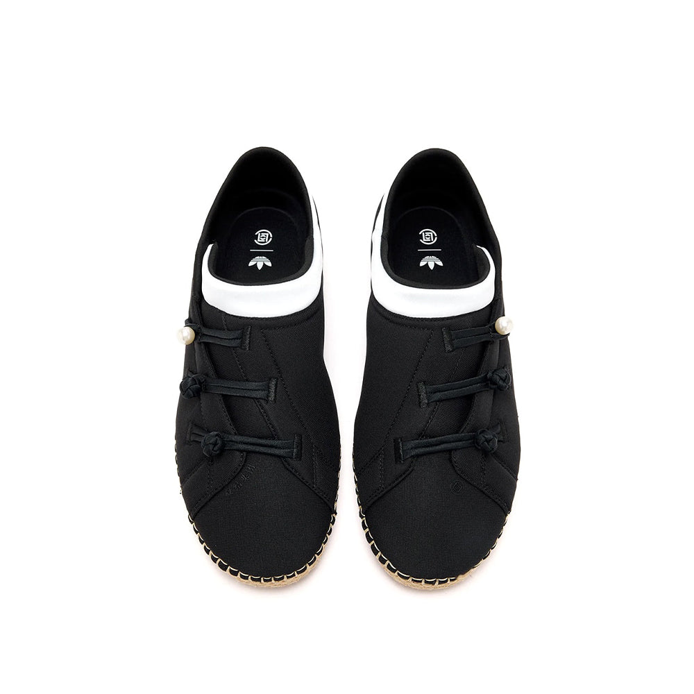 CLOT x Adidas Qi Flow - Core Black/Cloud White/Core Black