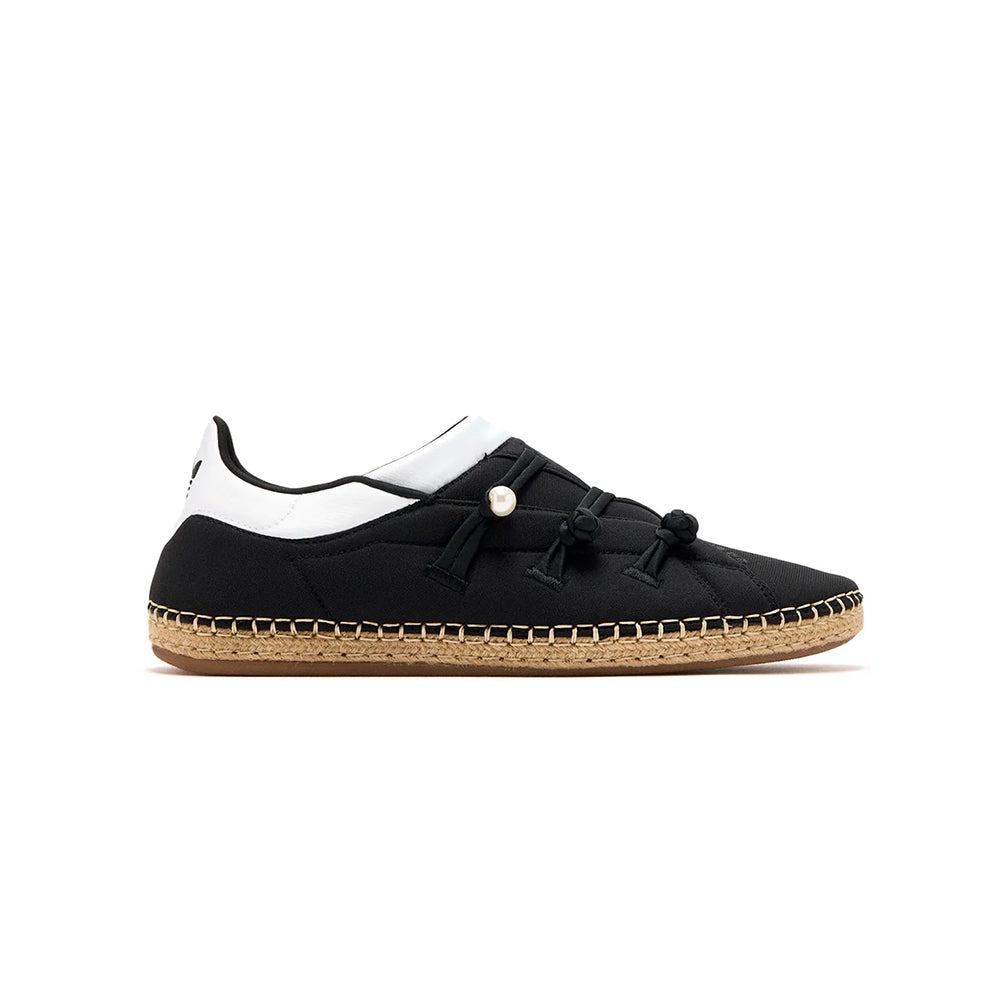 CLOT x Adidas Qi Flow - Core Black/Cloud White/Core Black