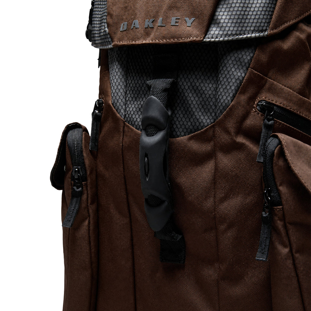Latitude Flex Pack - Dark Umber