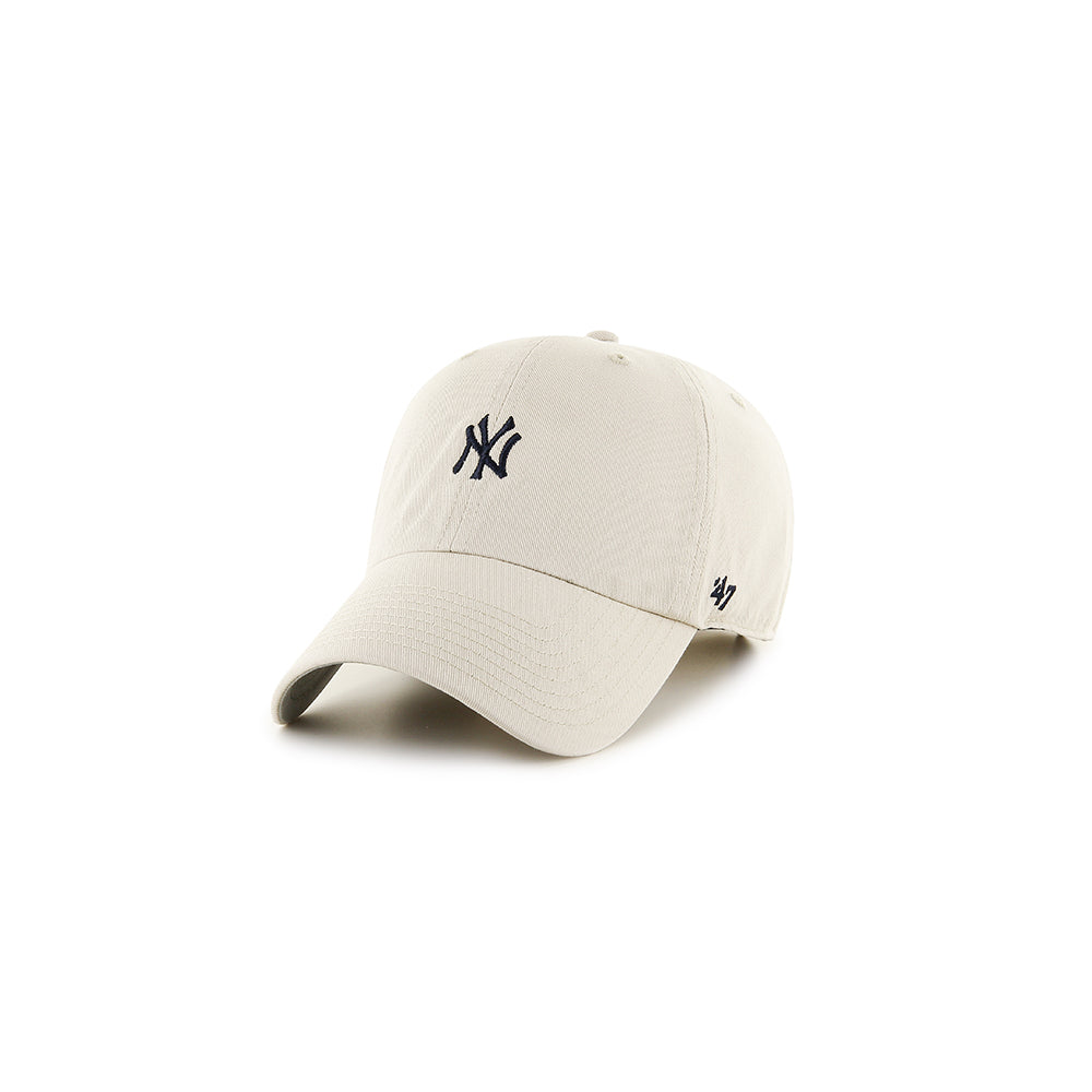 MLB New York Yankees Base Runner Clean Up Cap - Natural