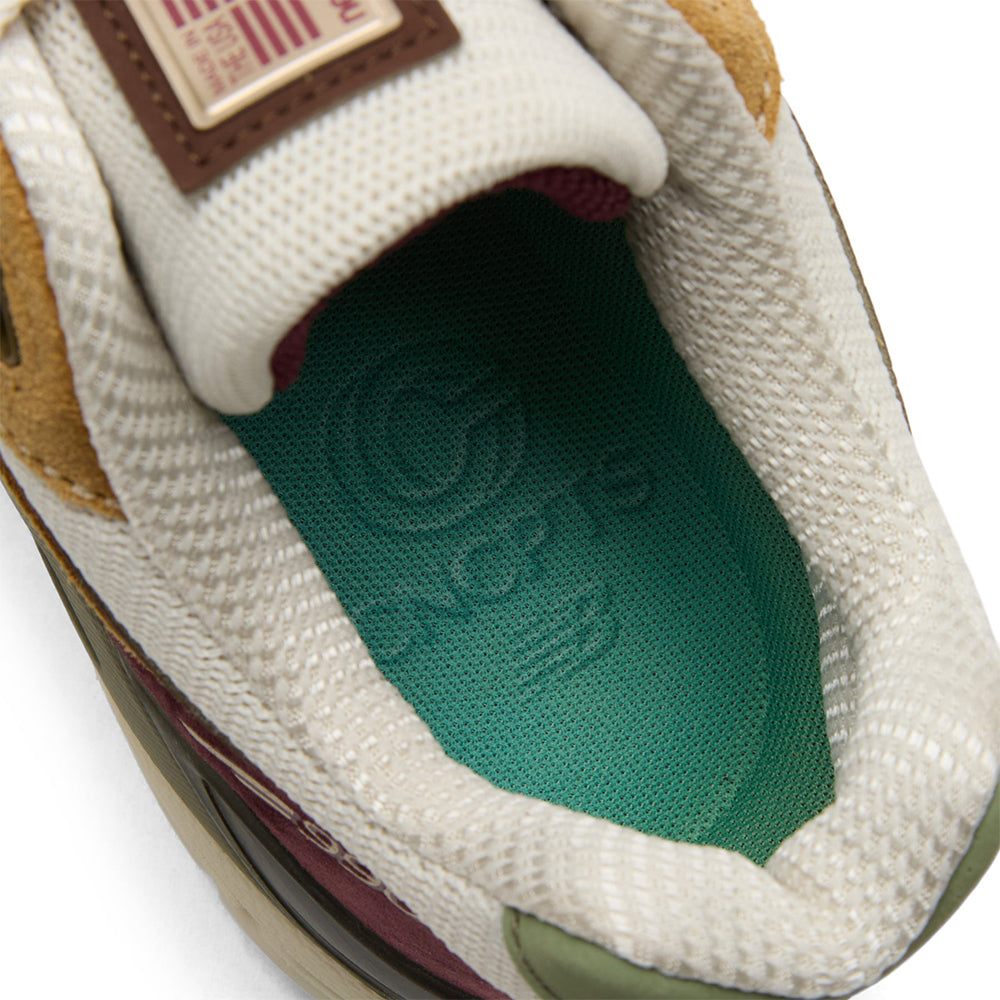 CNCPTS x New Balance 990v4 "Patina"