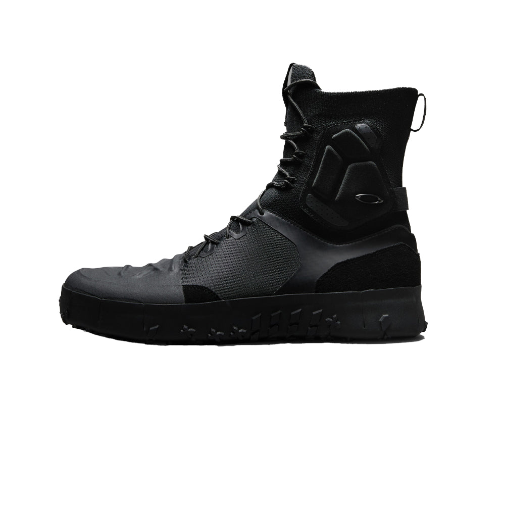 Phantom Coyote Boot - Pitch Black