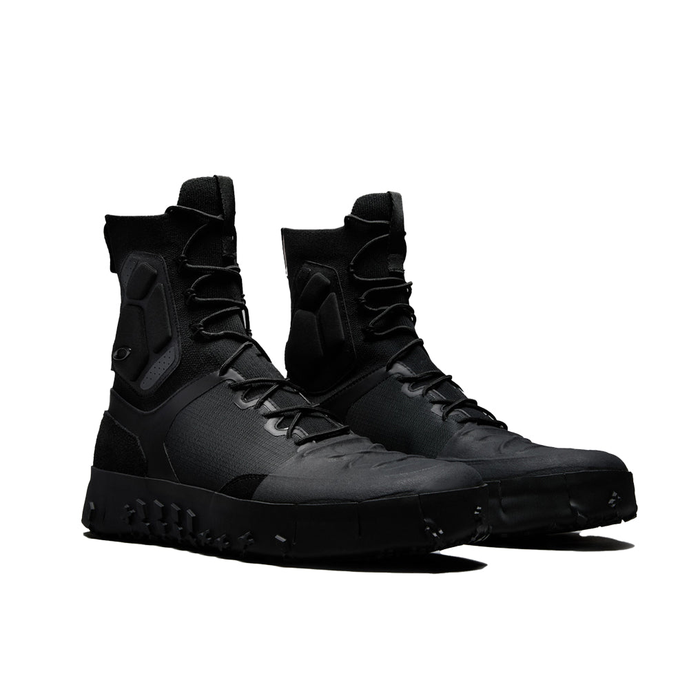 Phantom Coyote Boot - Pitch Black