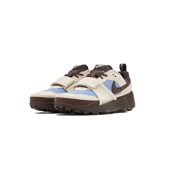 Travis Scott x Nike Zoom Field Jaxx (Leche Blue)