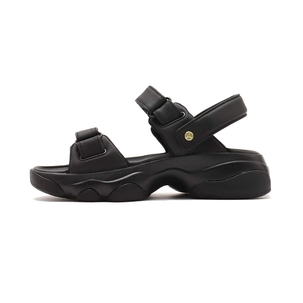 Women's Jordan Agitator Sandal (Black/Metallic Gold)