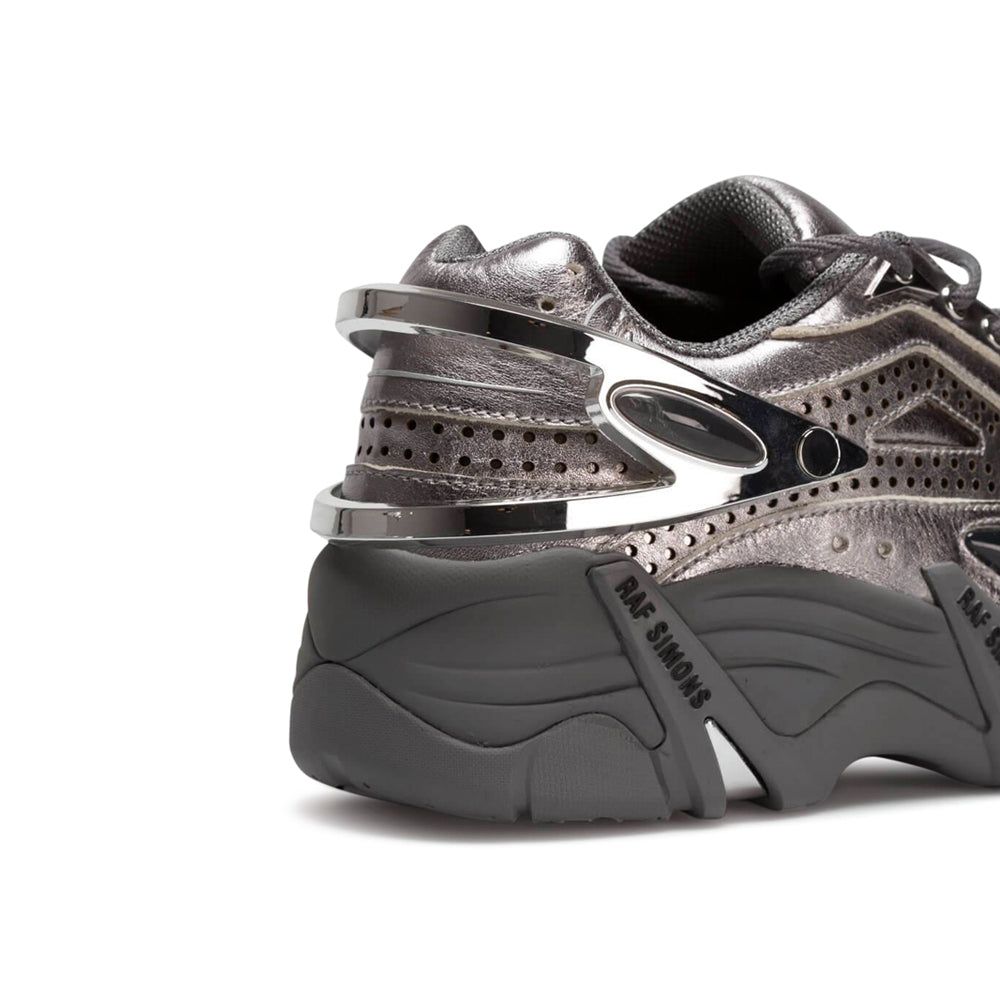 Cylon-21 (Silver)