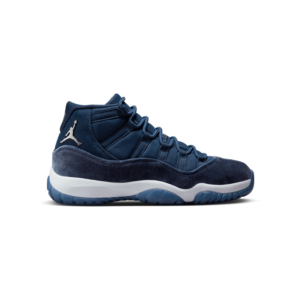 Air jordan clearance 11 dark blue